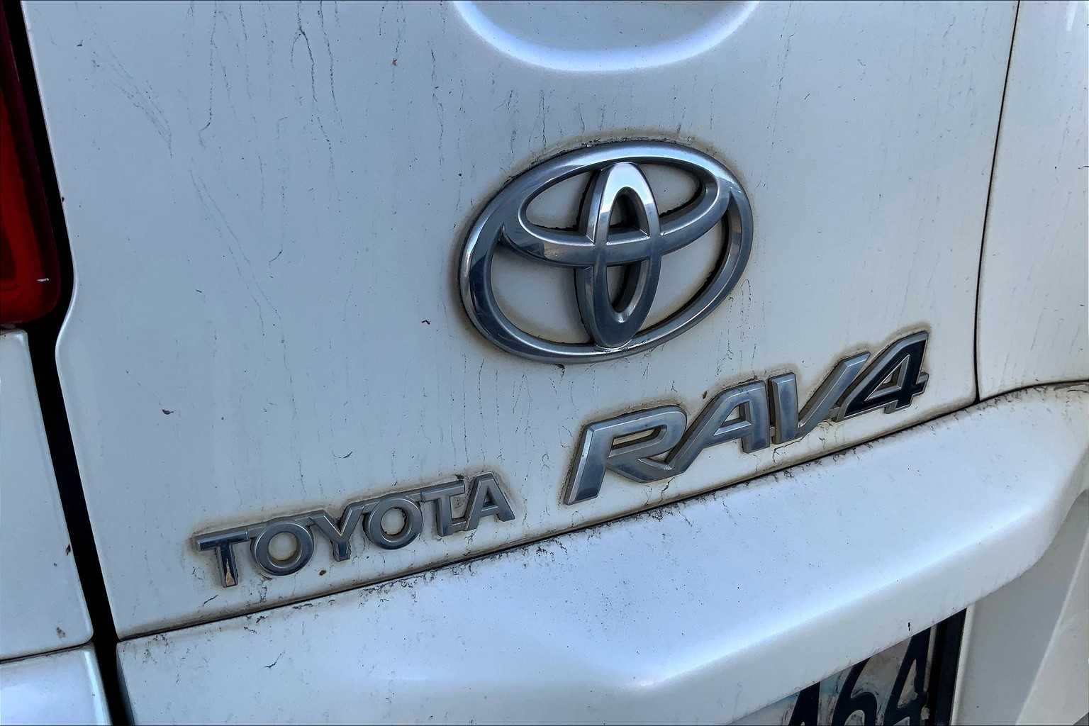 Thumbnail: 2008 Toyota RAV4 - 7