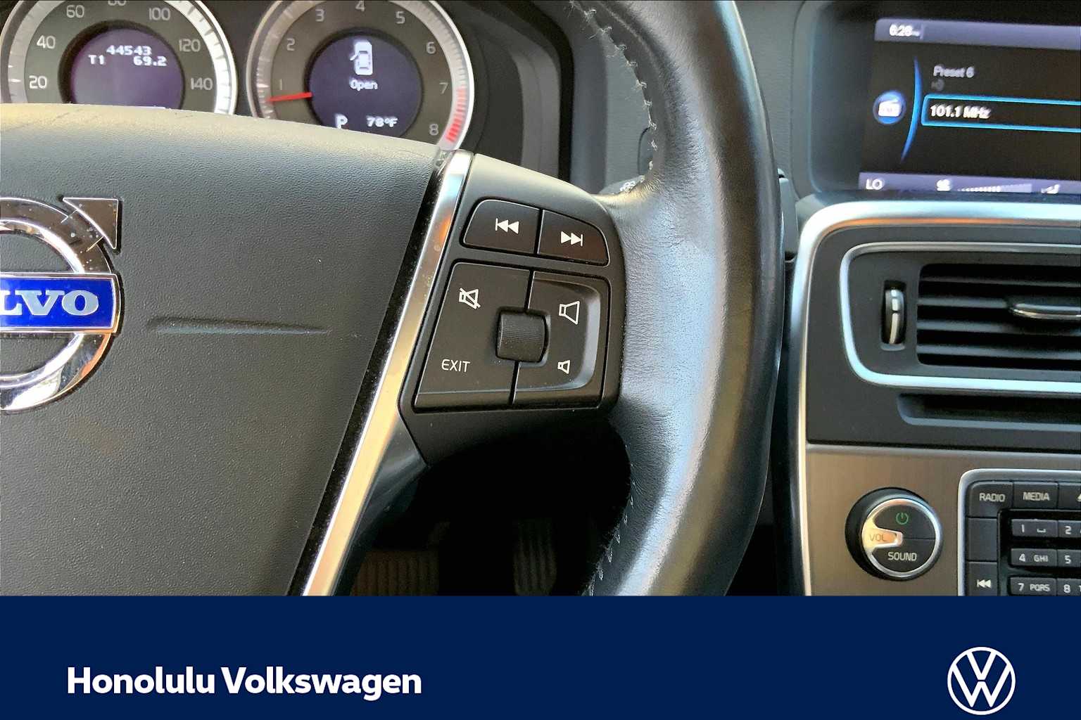 Thumbnail: 2012 Volvo S60 - 23