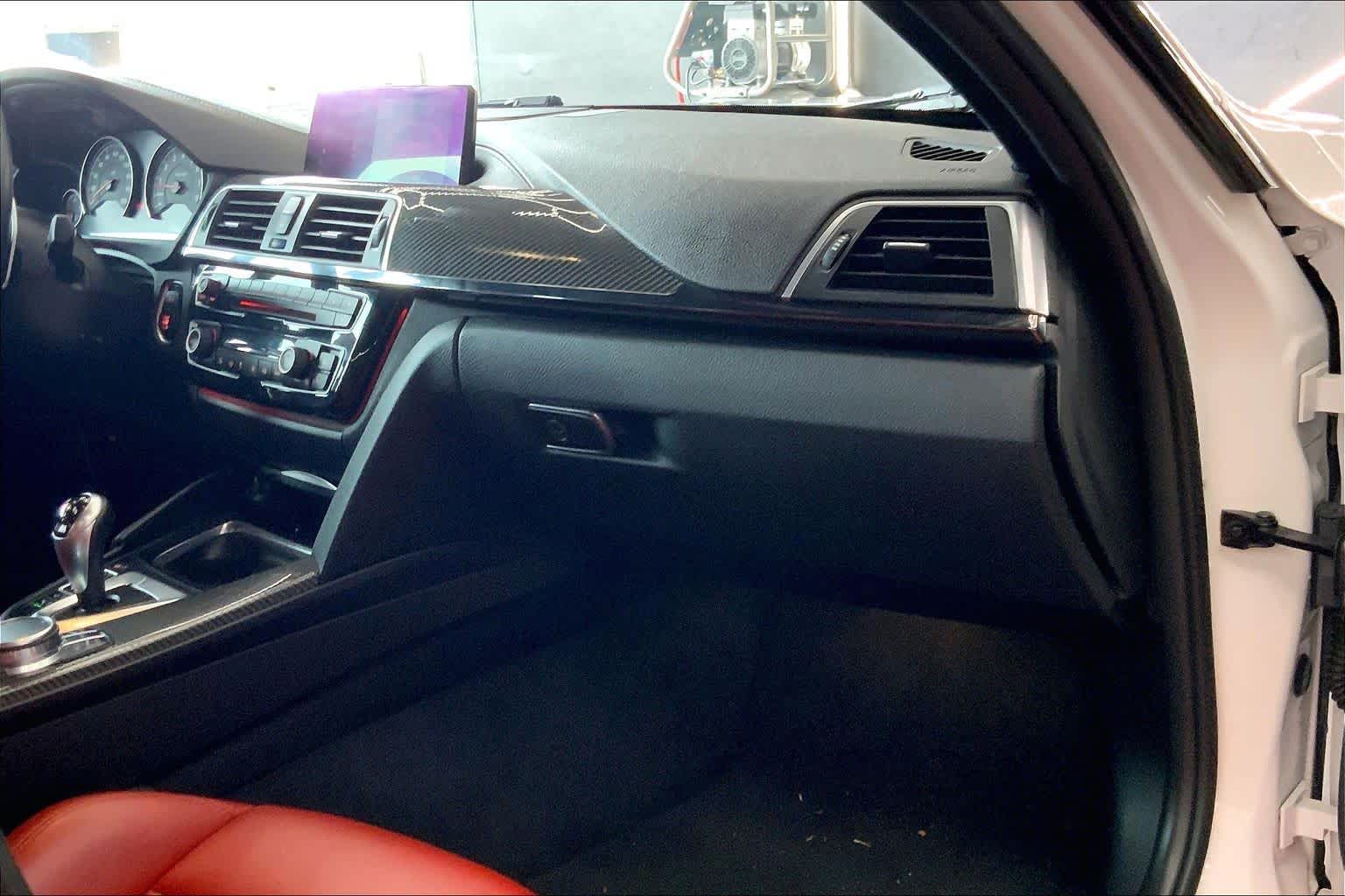 Thumbnail: 2018 BMW M3 - 23