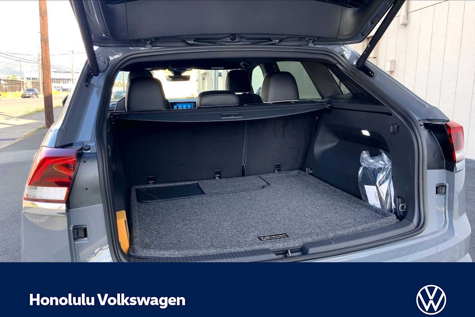 Thumbnail: 2026 Volkswagen Atlas - 19