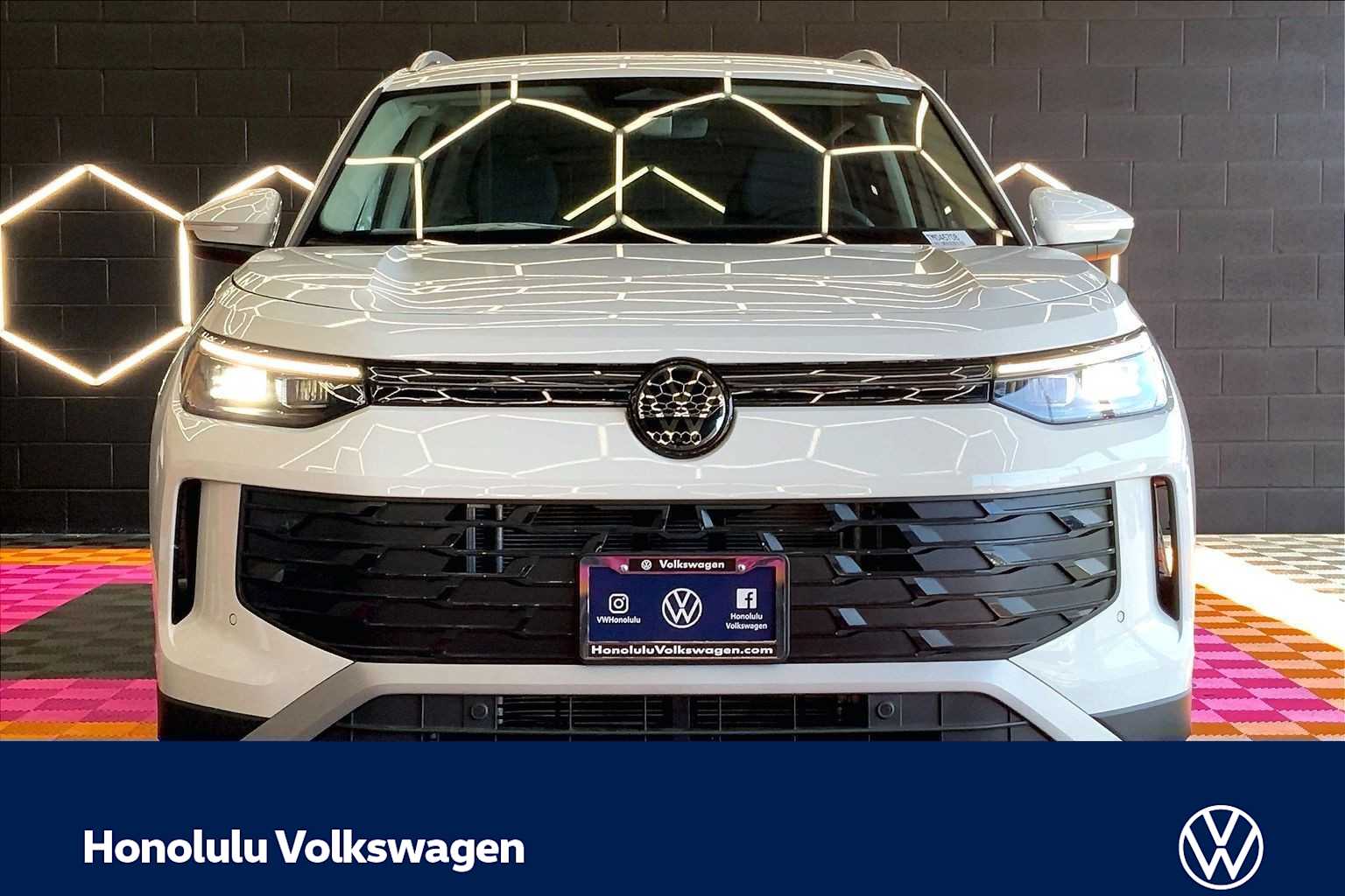 Thumbnail: 2026 Volkswagen Tiguan - 6