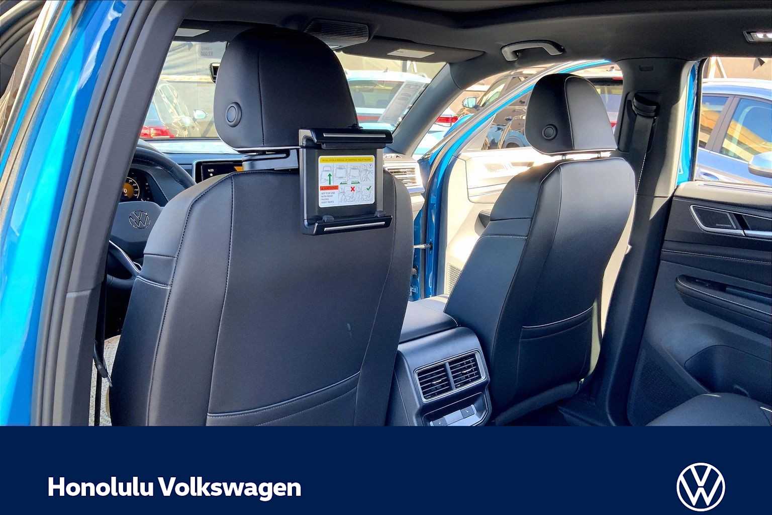 2025 Volkswagen Atlas Cross Sport SEL Premium R-LINE - Photo 12