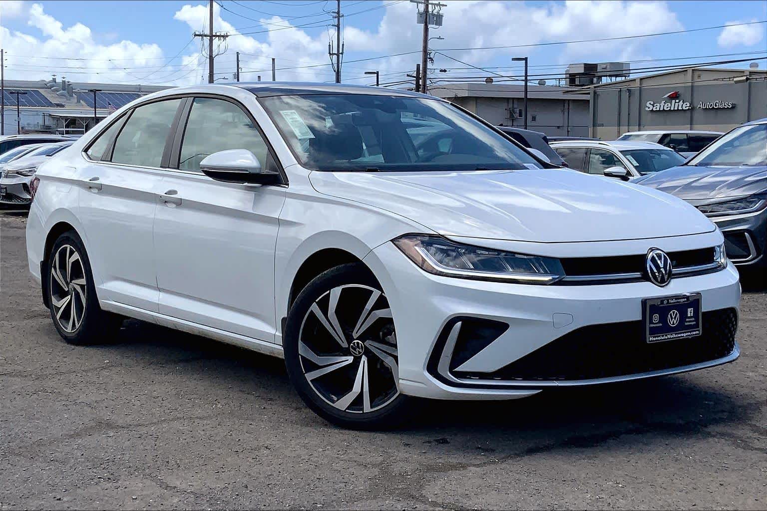 Thumbnail: 2017 Volkswagen Jetta - 21