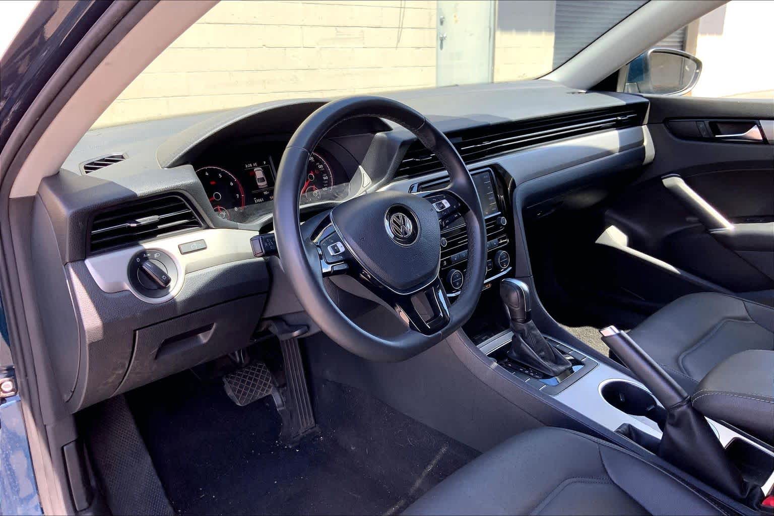 1VWSA7A38NC003268