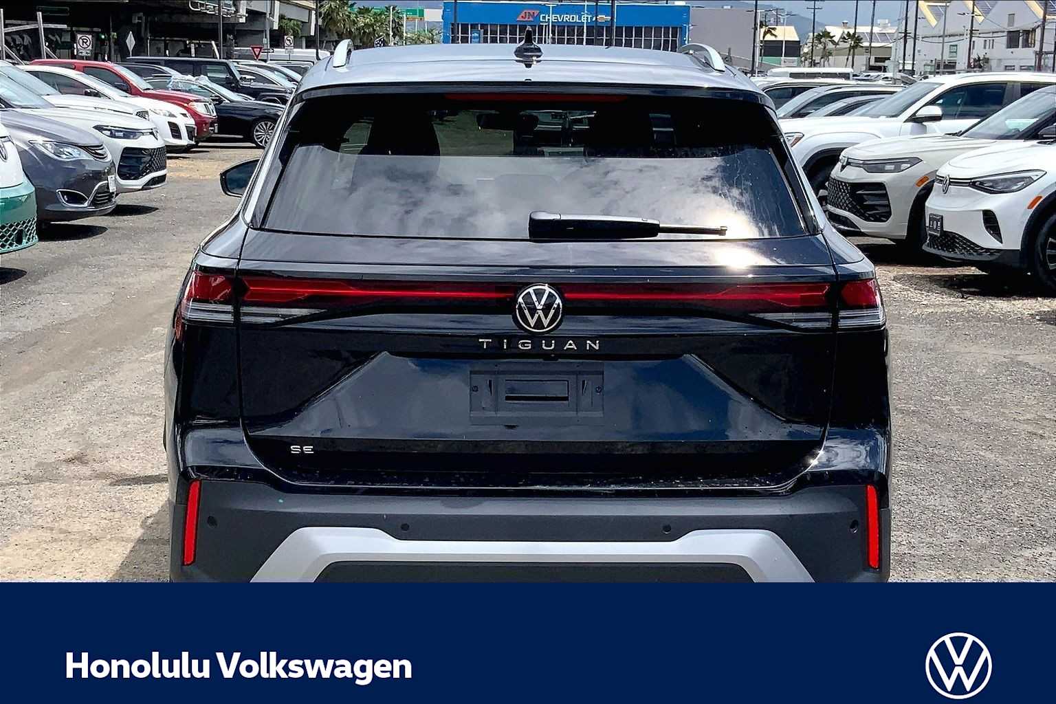 Thumbnail: 2026 Volkswagen Tiguan - 5