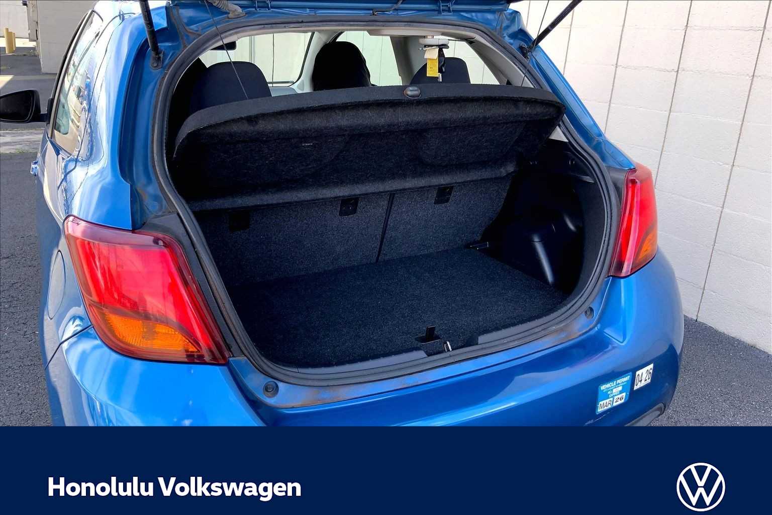 Thumbnail: 2016 Toyota Yaris - 16