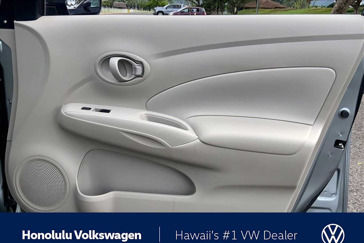 Thumbnail: 2012 Nissan Versa - 26