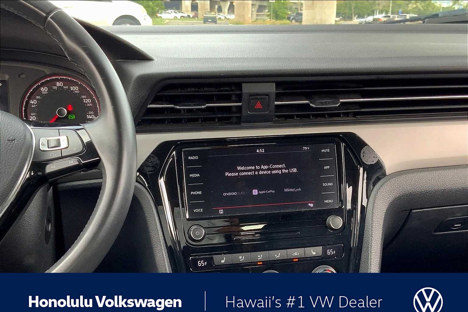 Thumbnail: 2021 Volkswagen Passat - 14