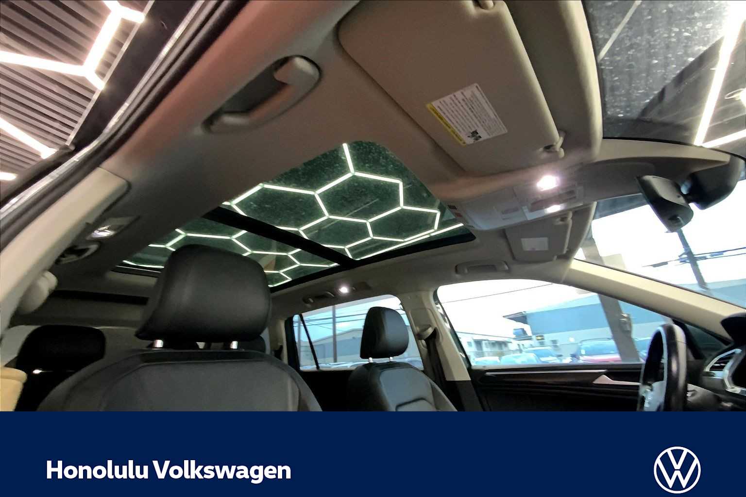 Thumbnail: 2019 Volkswagen Tiguan - 29