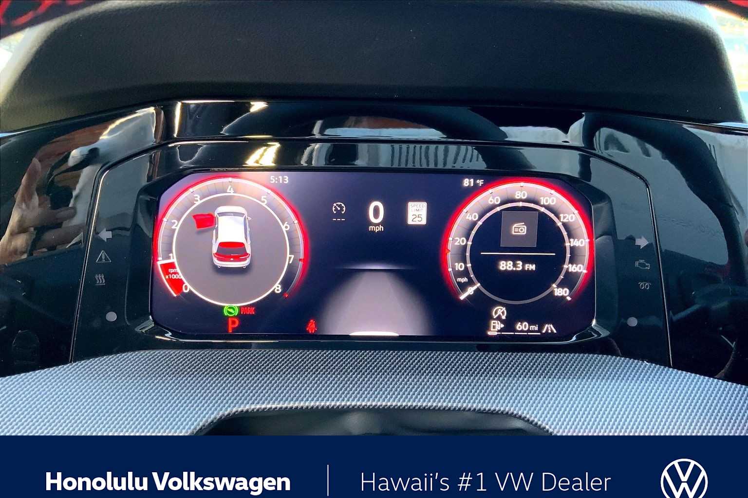 Thumbnail: 2025 Volkswagen Golf - 18