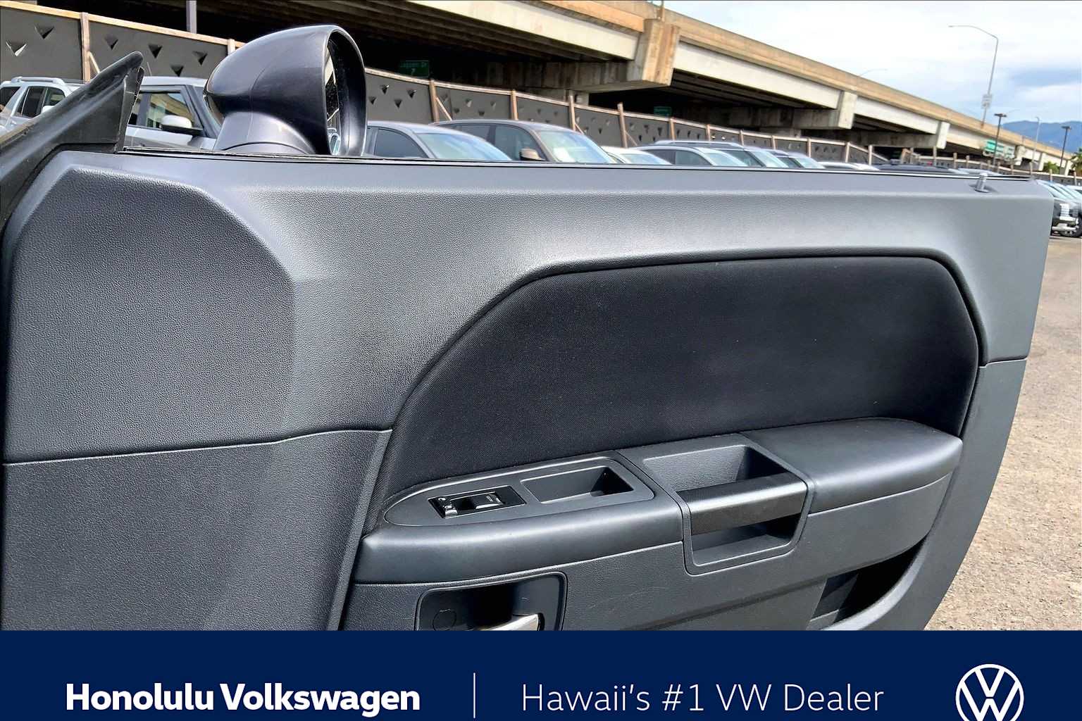 Thumbnail: 2013 Dodge Challenger - 25