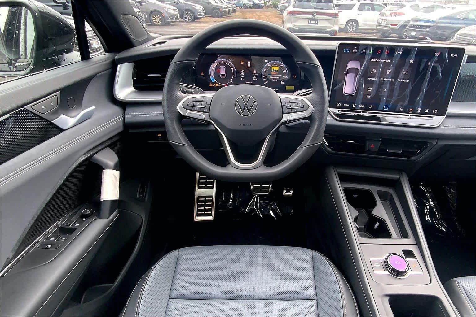 Thumbnail: 2026 Volkswagen Tiguan - 15