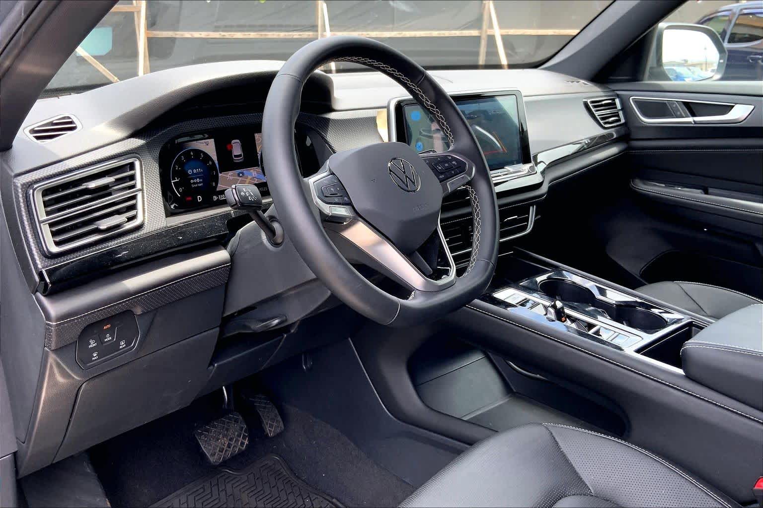 Thumbnail: 2024 Volkswagen Atlas - 2