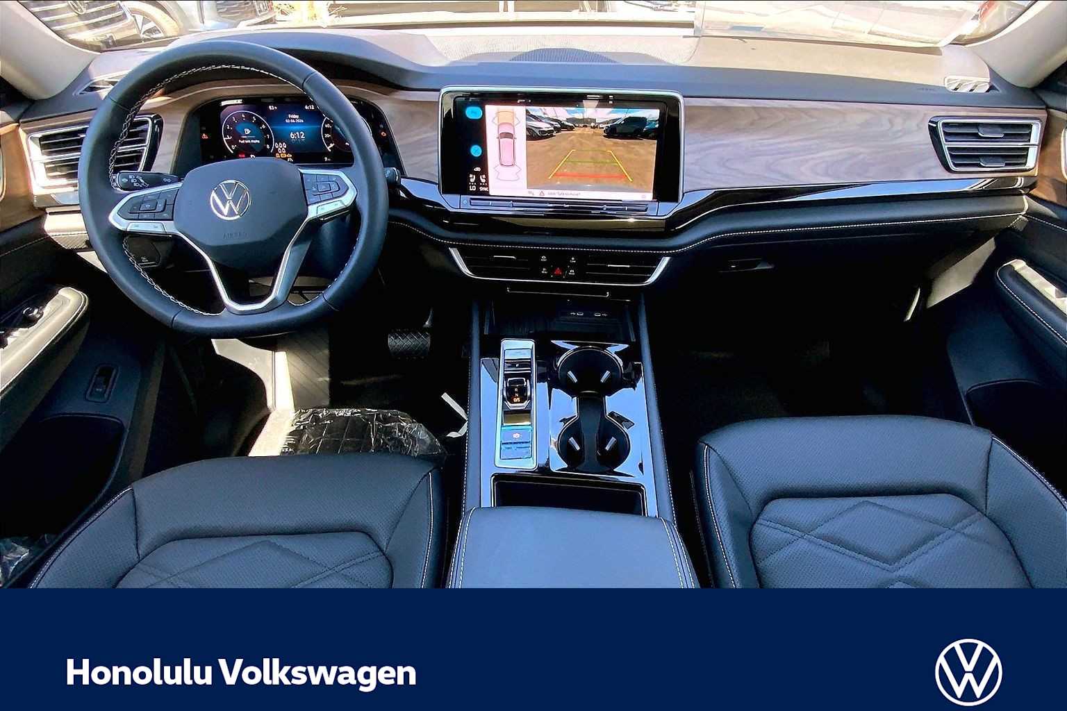 Thumbnail: 2026 Volkswagen Atlas - 10