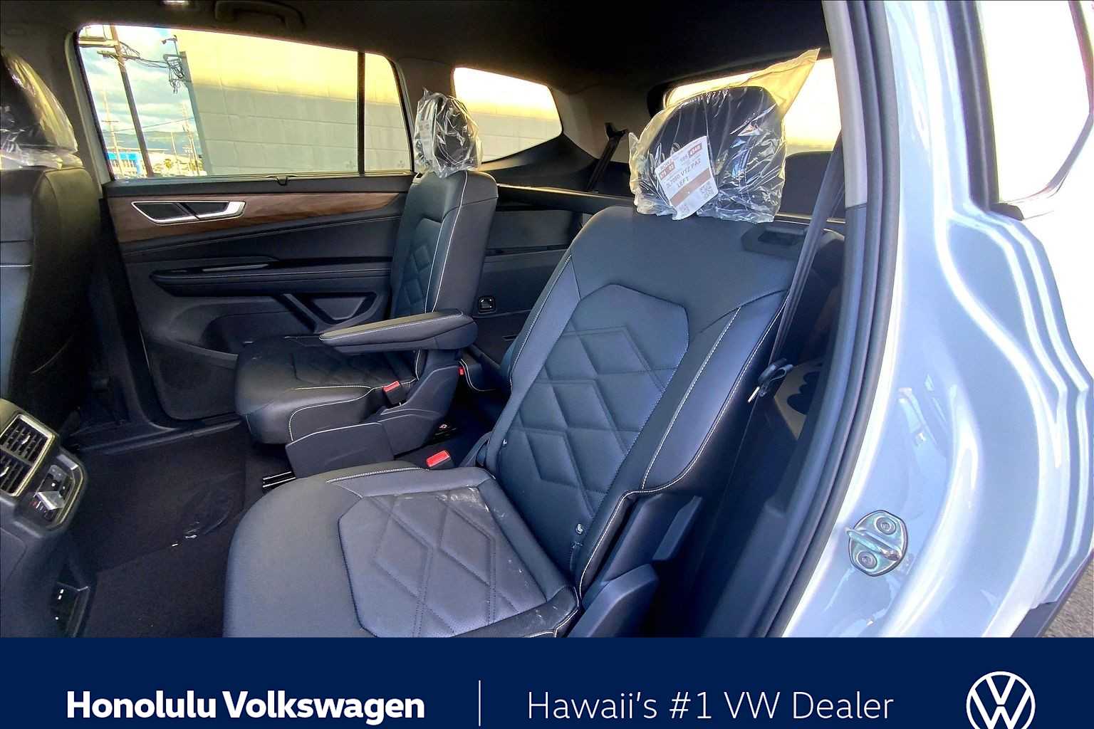 Thumbnail: 2026 Volkswagen Atlas - 13