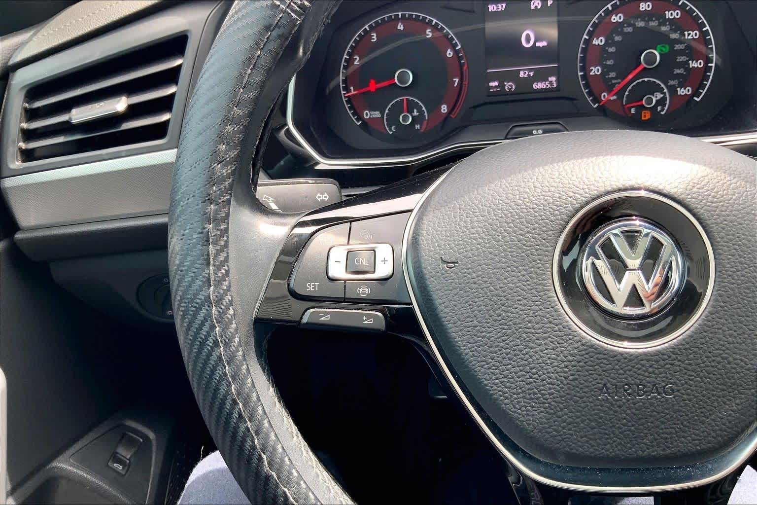Thumbnail: 2019 Volkswagen Jetta - 24