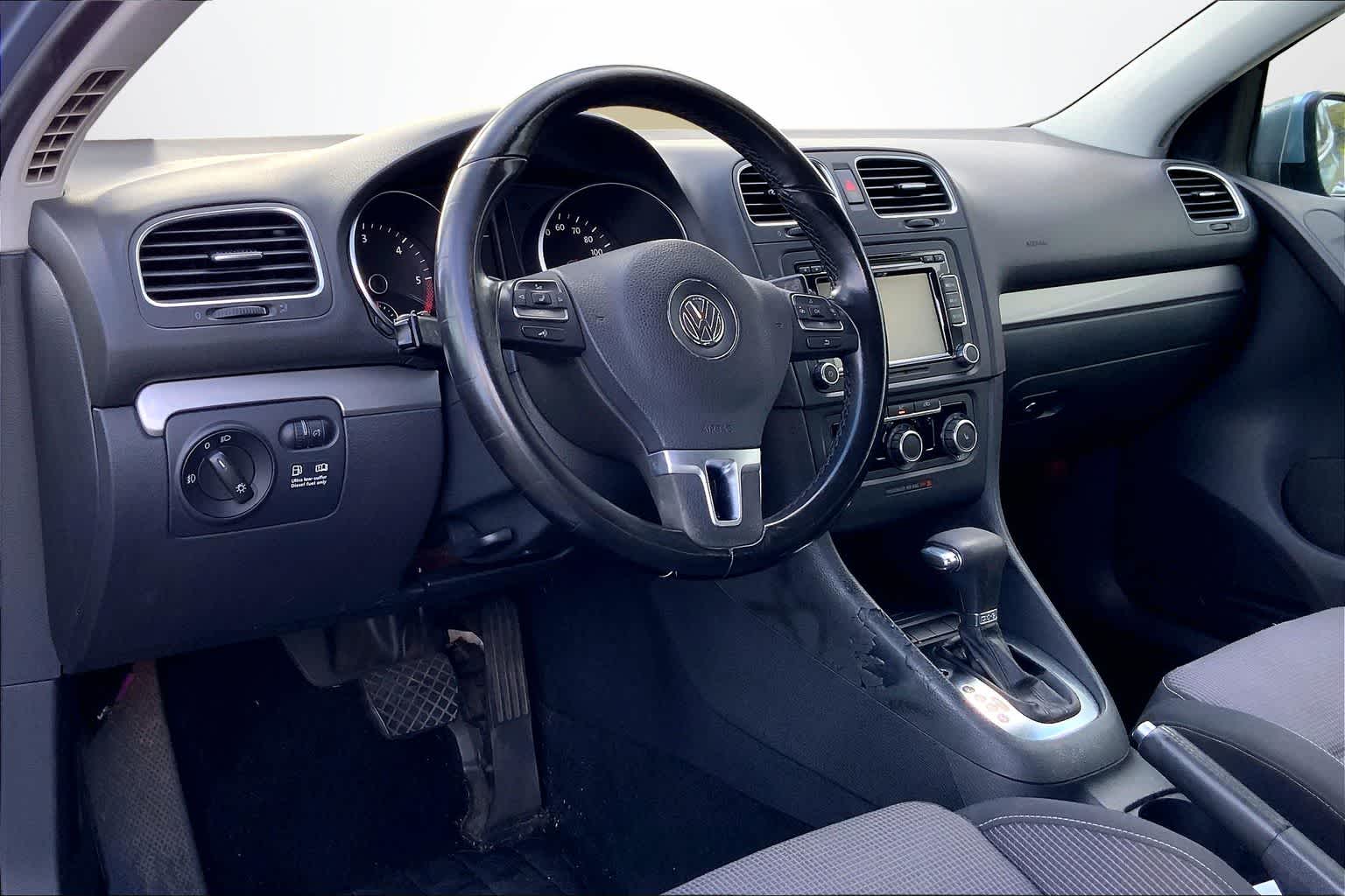 Used 2011 Volkswagen Golf TDI with VIN WVWBM7AJ1BW029441 for sale in Honolulu, HI