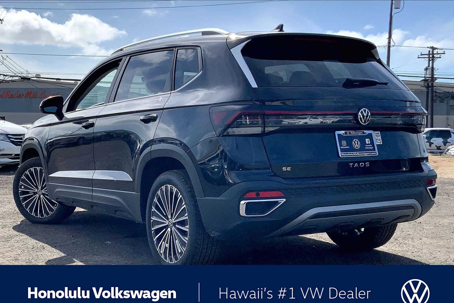 Thumbnail: 2025 Volkswagen Taos - 4