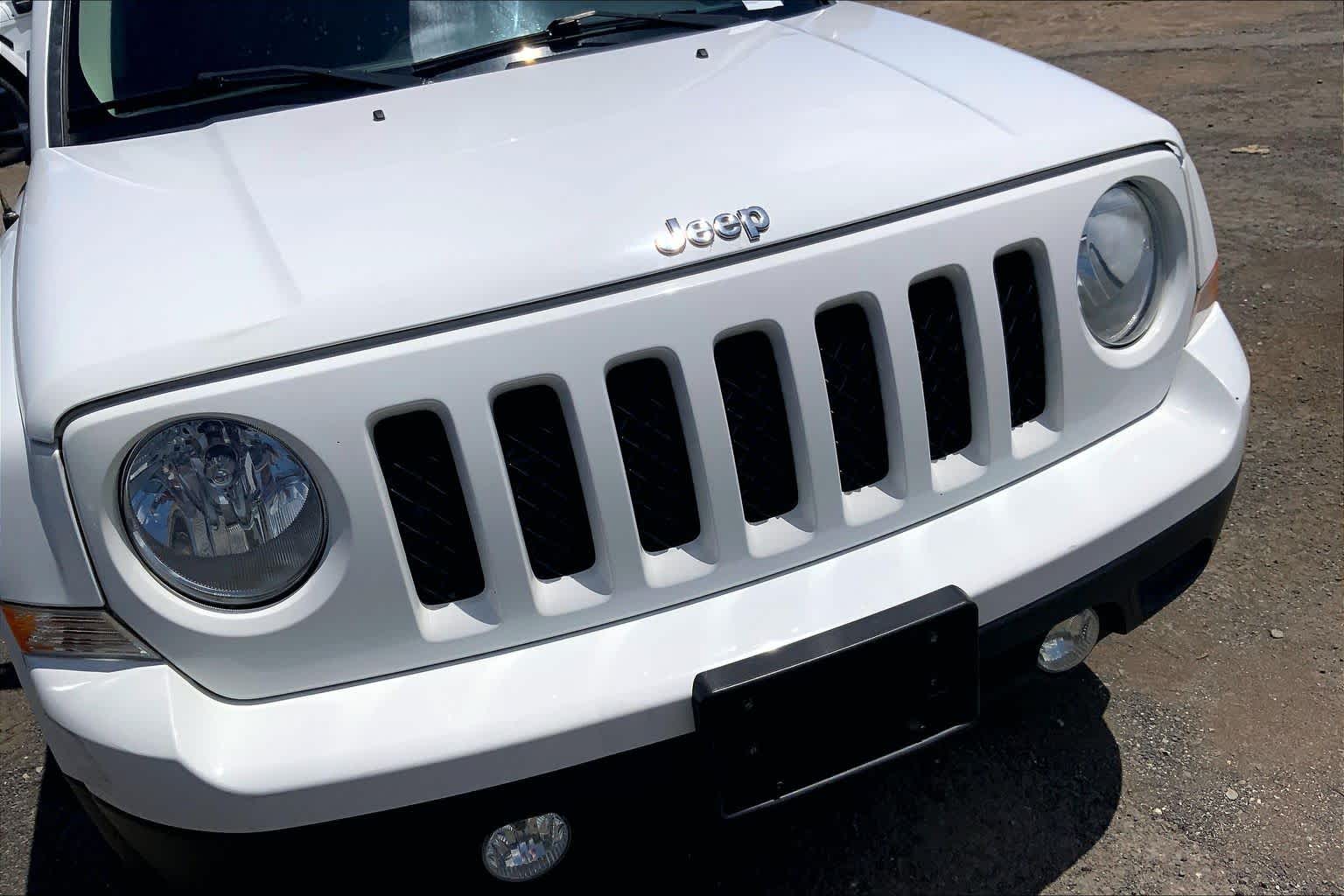 Thumbnail: 2012 Jeep Patriot - 33