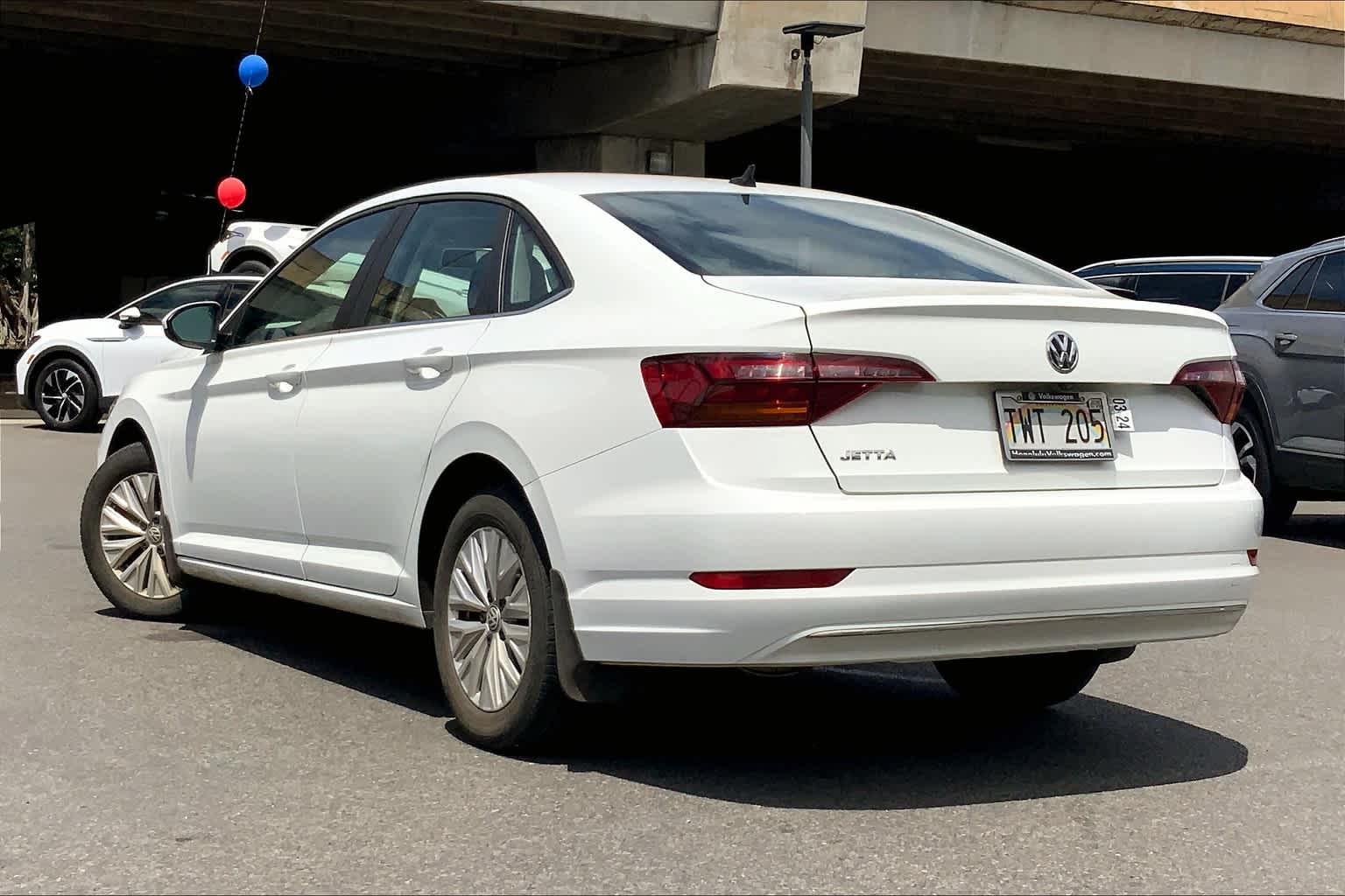 Thumbnail: 2019 Volkswagen Jetta - 4