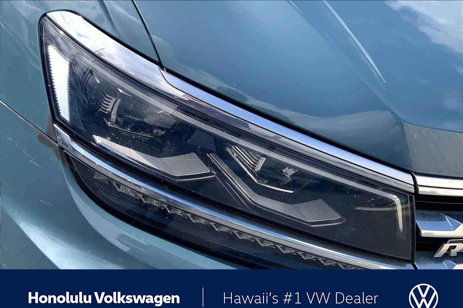 Thumbnail: 2020 Volkswagen Tiguan - 30