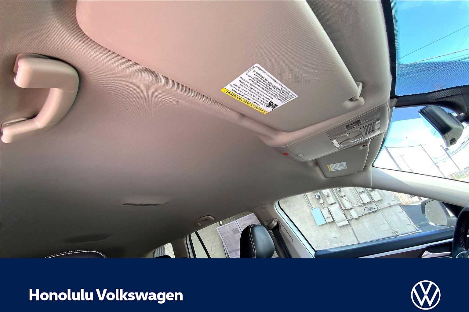 Thumbnail: 2023 Volkswagen Atlas - 30