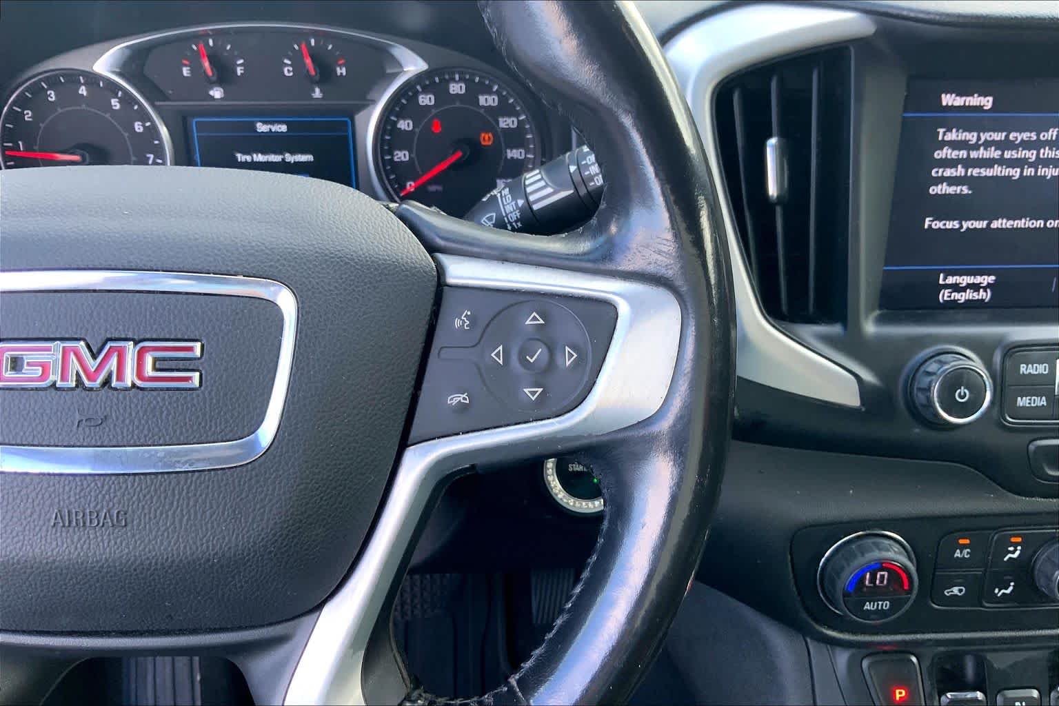 Thumbnail: 2018 GMC Terrain - 25