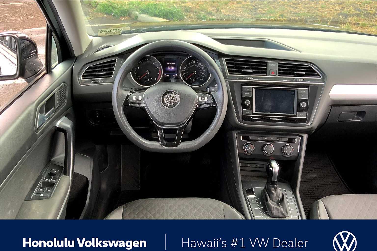Thumbnail: 2021 Volkswagen Tiguan - 13