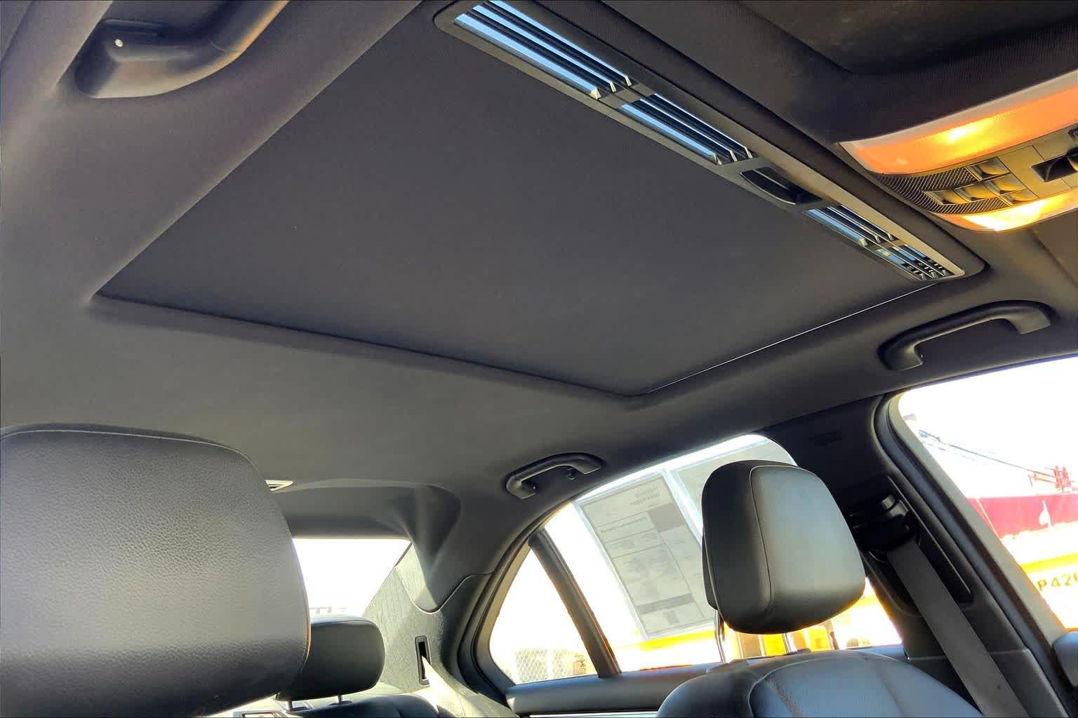 Thumbnail: 2014 Mercedes-Benz C-Class - 26