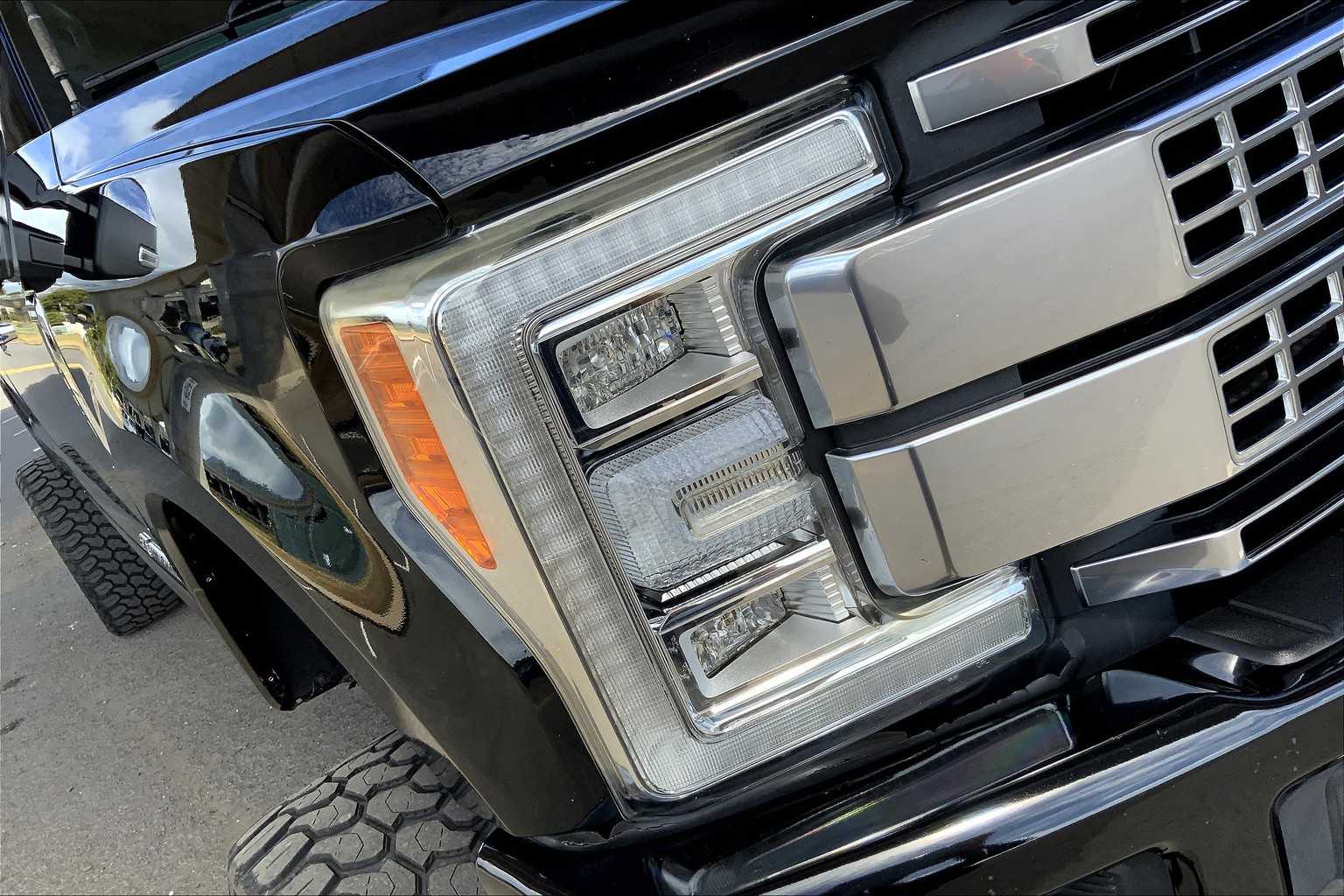 Thumbnail: 2017 Ford F-250 - 30