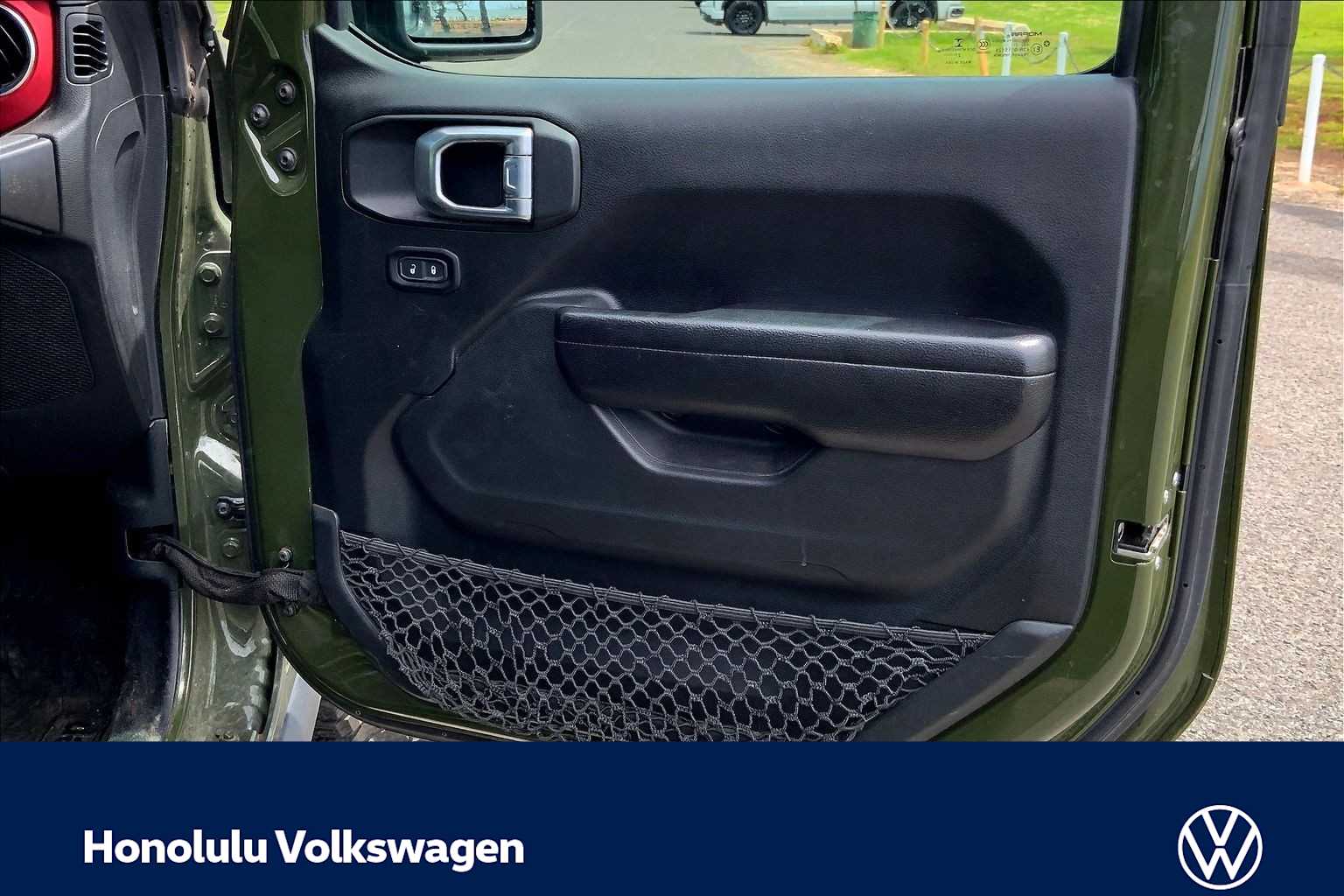 Thumbnail: 2021 Jeep Gladiator - 28