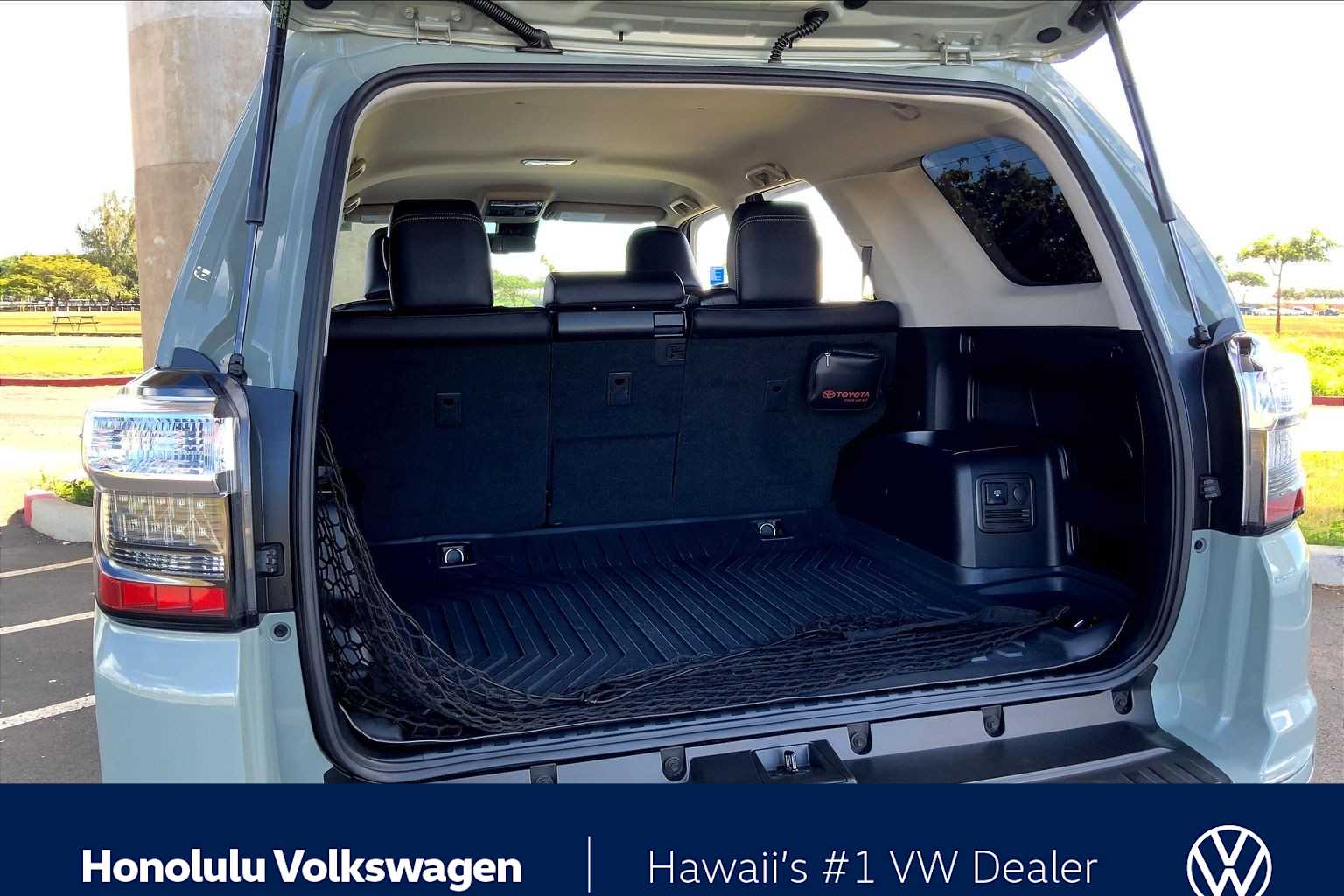 Thumbnail: 2023 Toyota 4Runner - 17