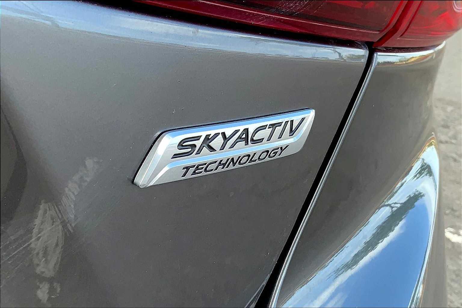 Thumbnail: 2018 Mazda Mazda3 - 7