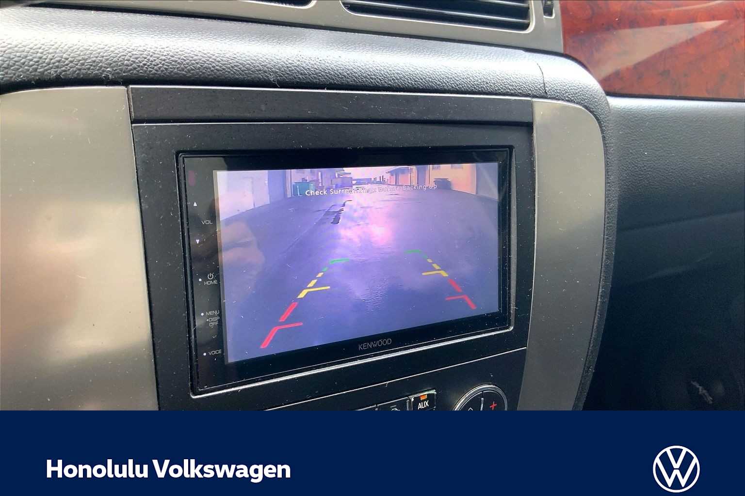 Thumbnail: 2011 GMC Yukon - 26