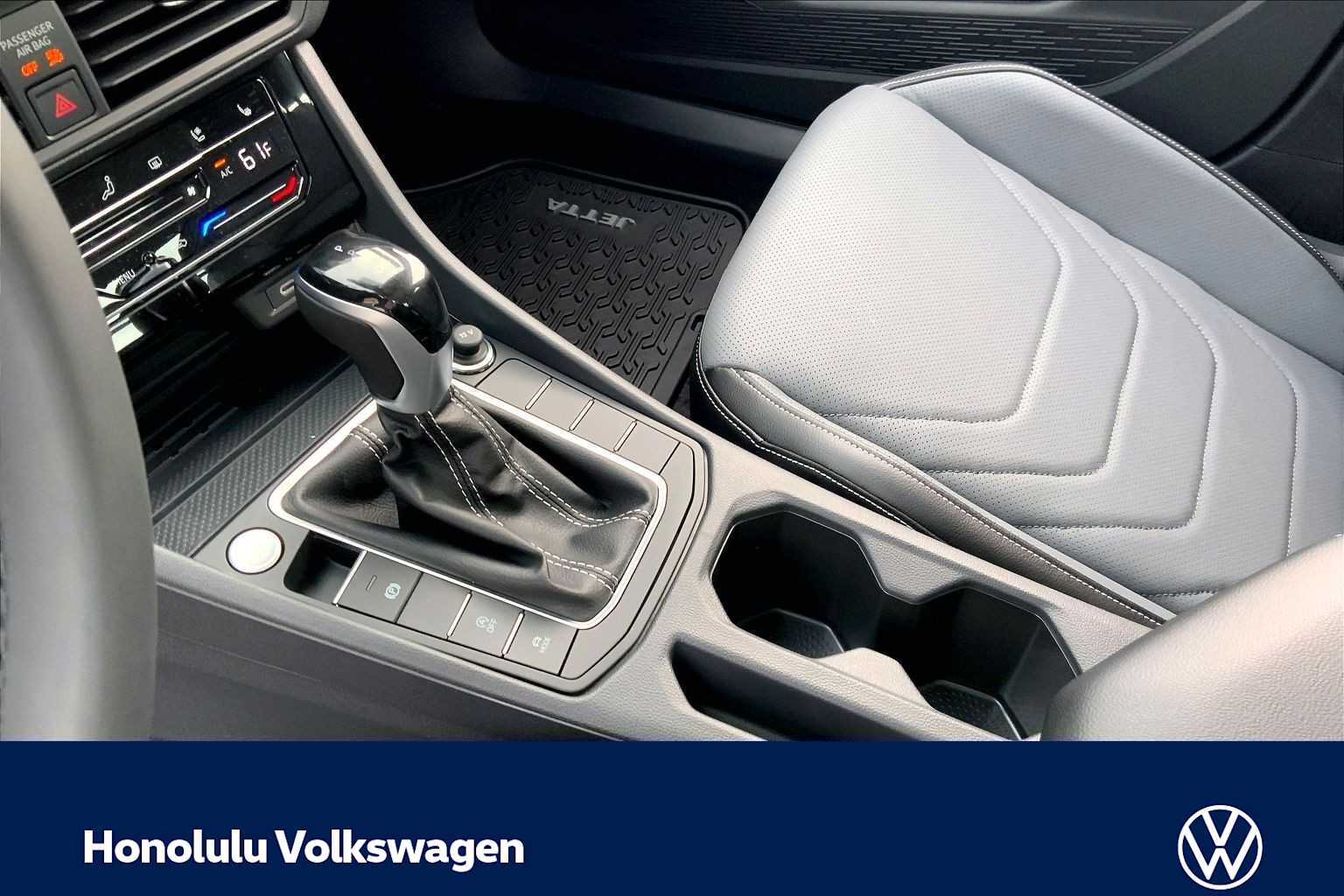 Thumbnail: 2026 Volkswagen Jetta - 17