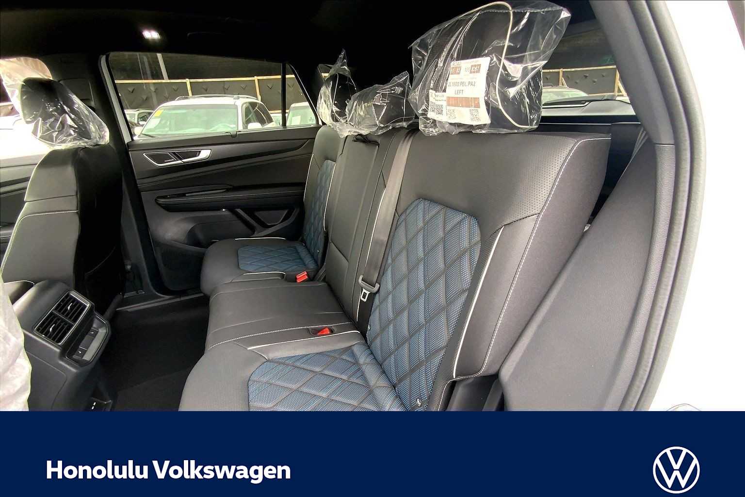 Thumbnail: 2026 Volkswagen Atlas - 13