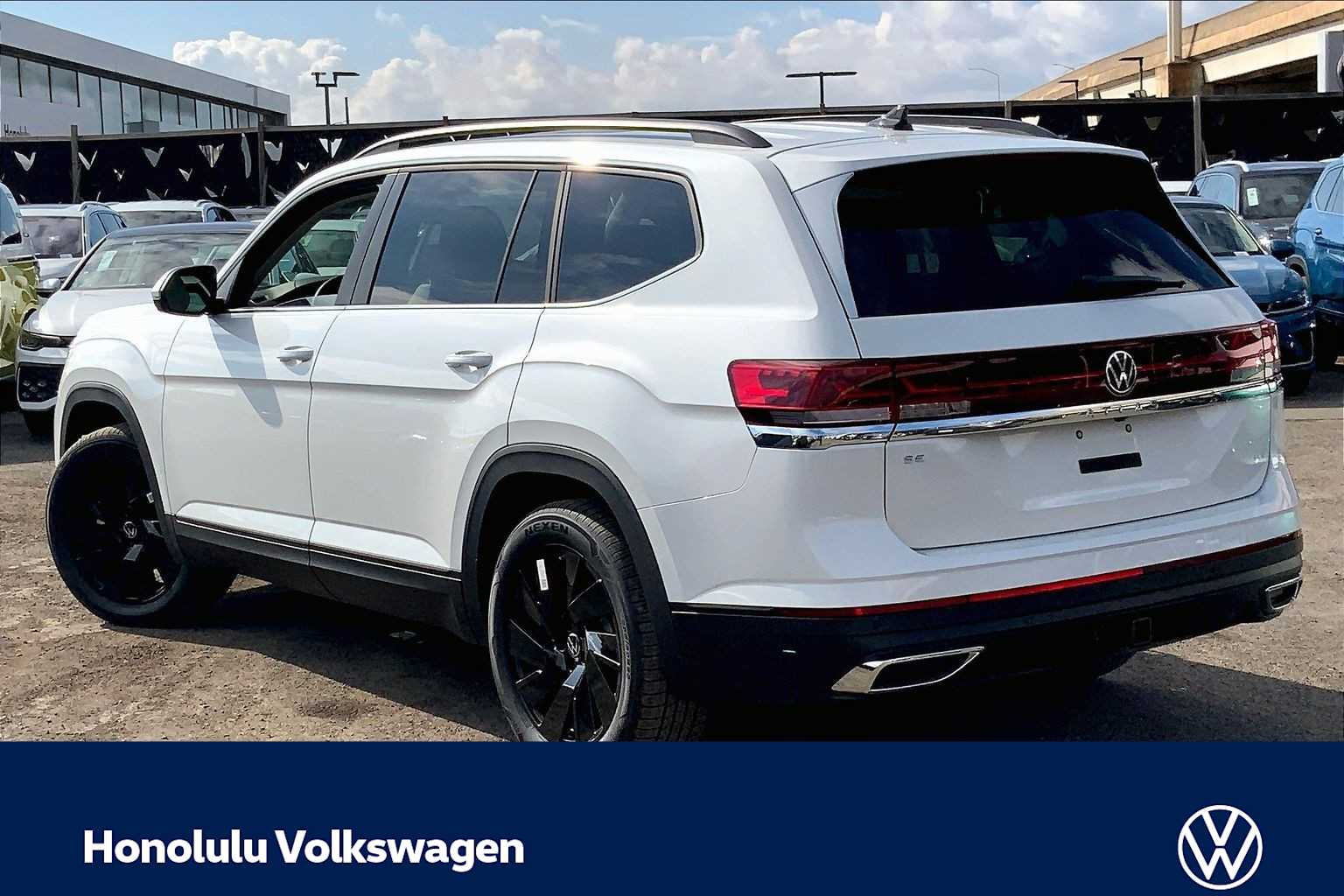 Thumbnail: 2026 Volkswagen Atlas - 4