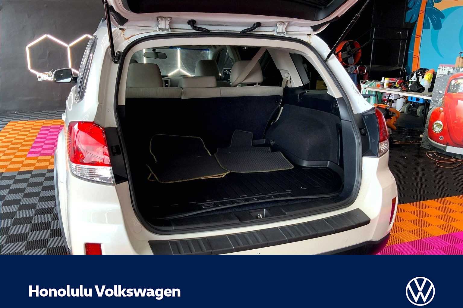 Thumbnail: 2014 Subaru Outback - 17