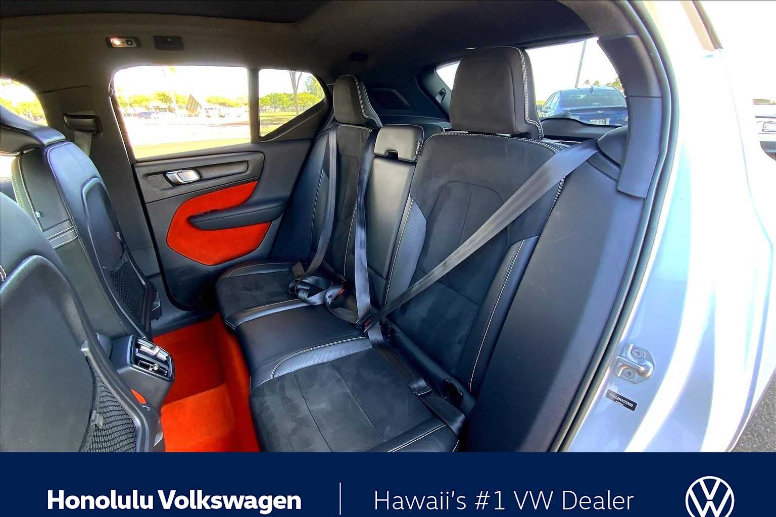 Thumbnail: 2019 Volvo XC40 - 28