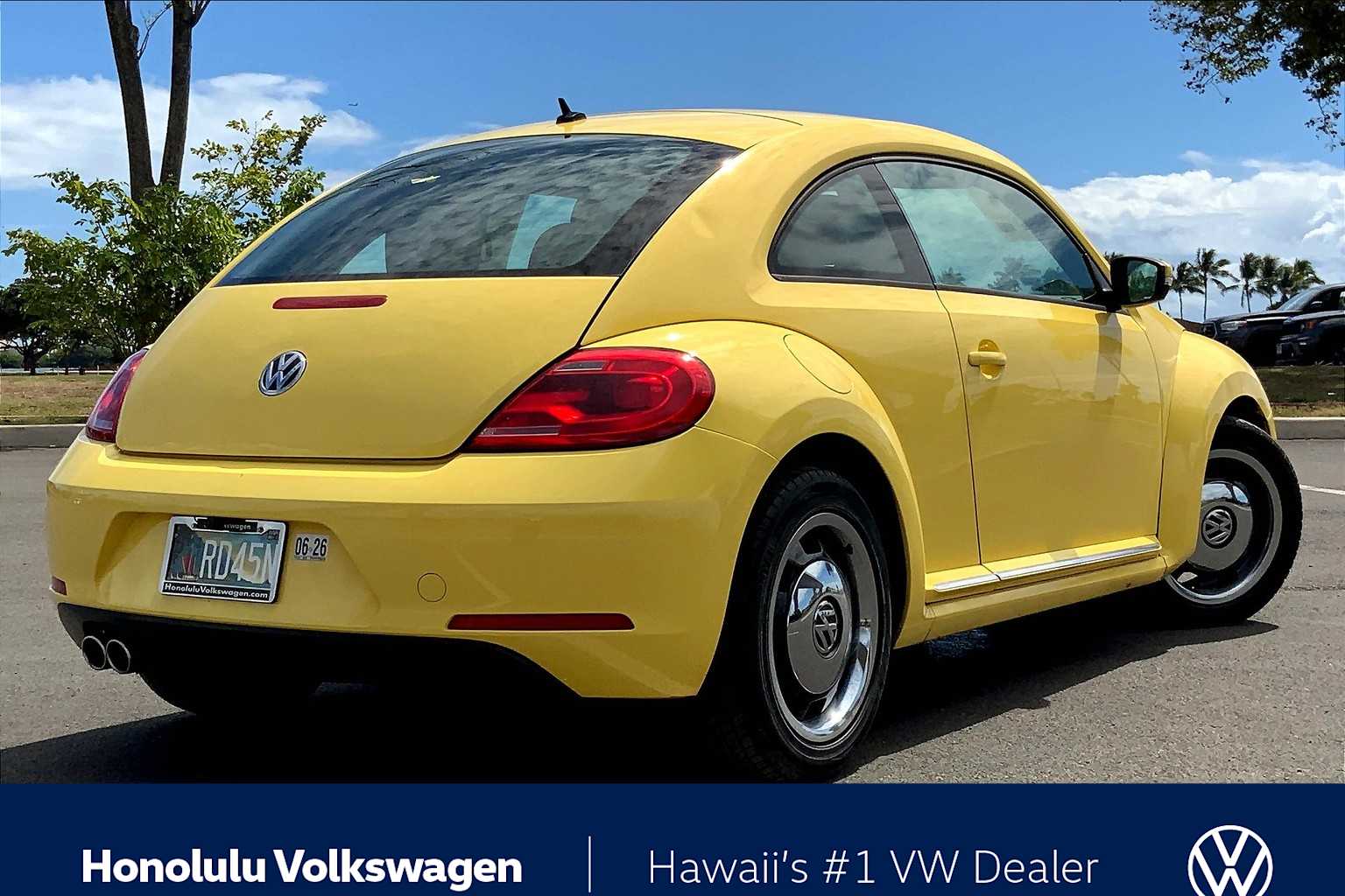 Thumbnail: 2013 Volkswagen Beetle - 19