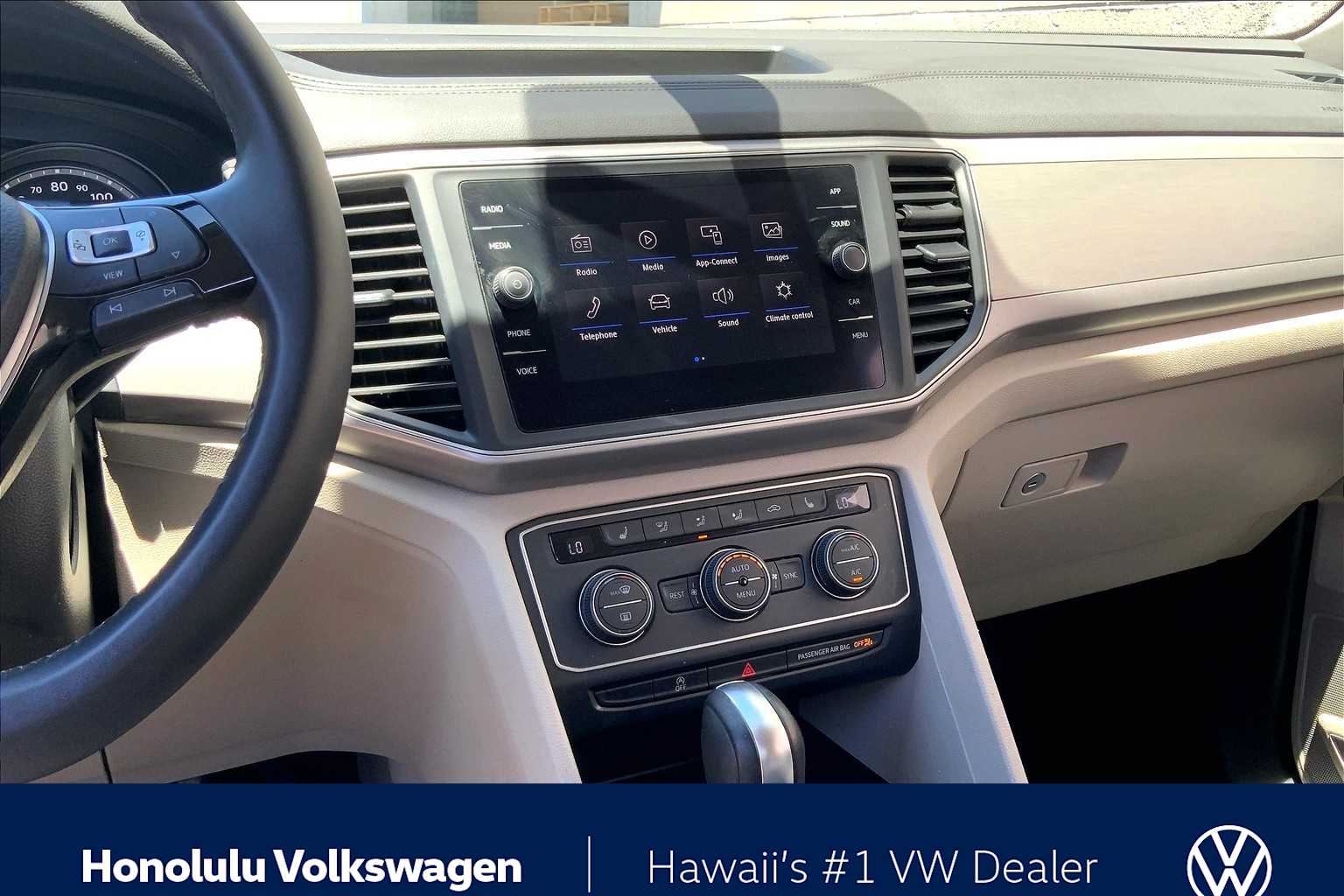 Thumbnail: 2019 Volkswagen Atlas - 15