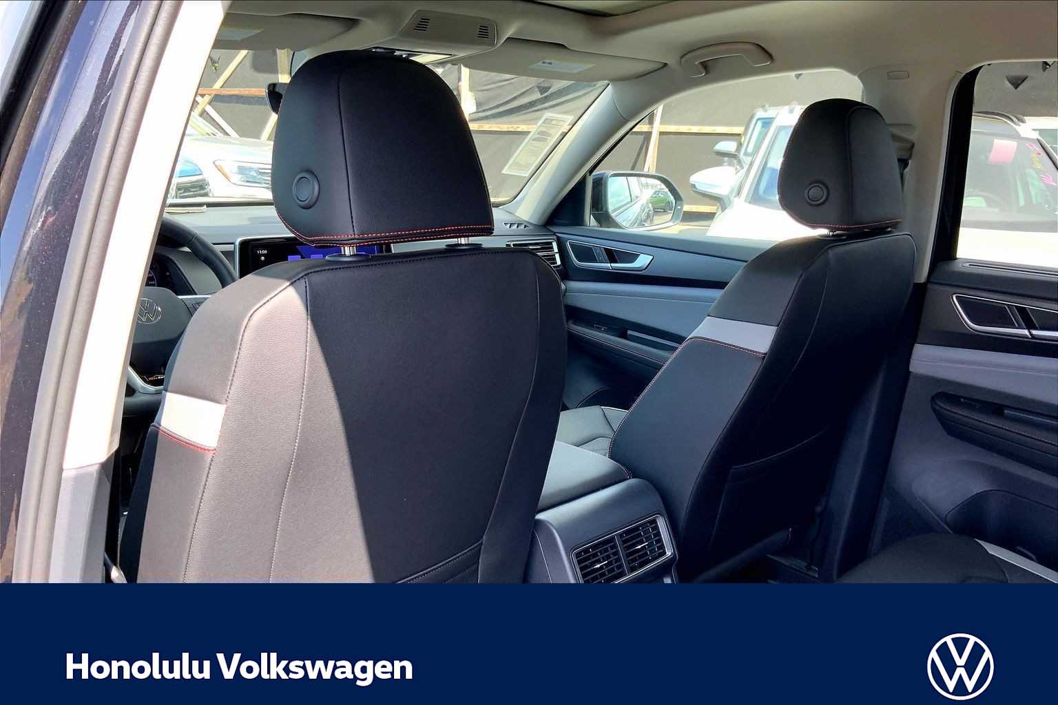 Thumbnail: 2026 Volkswagen Atlas - 12