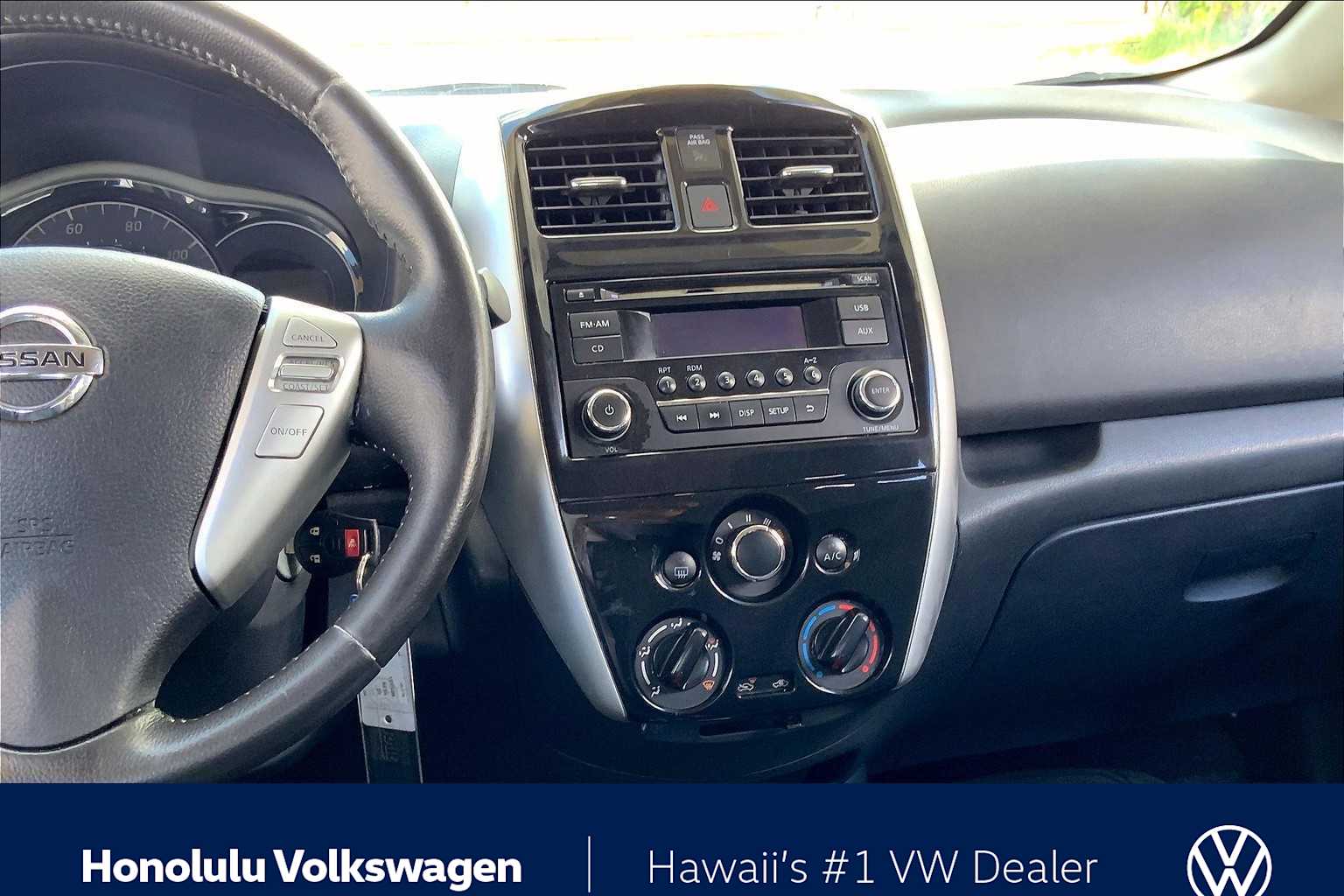 Thumbnail: 2015 Nissan Versa Note - 14