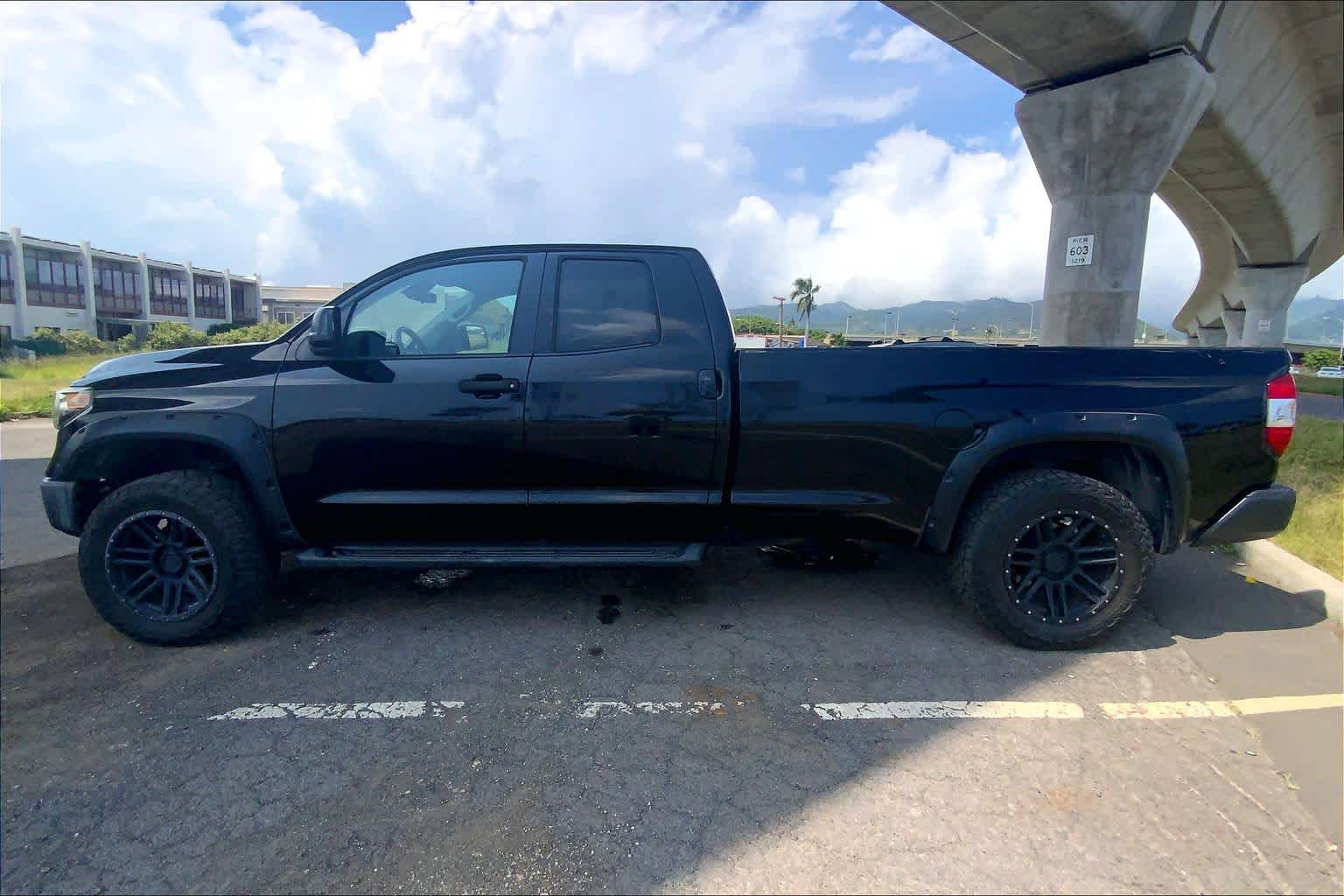 Thumbnail: 2019 Toyota Tundra - 2