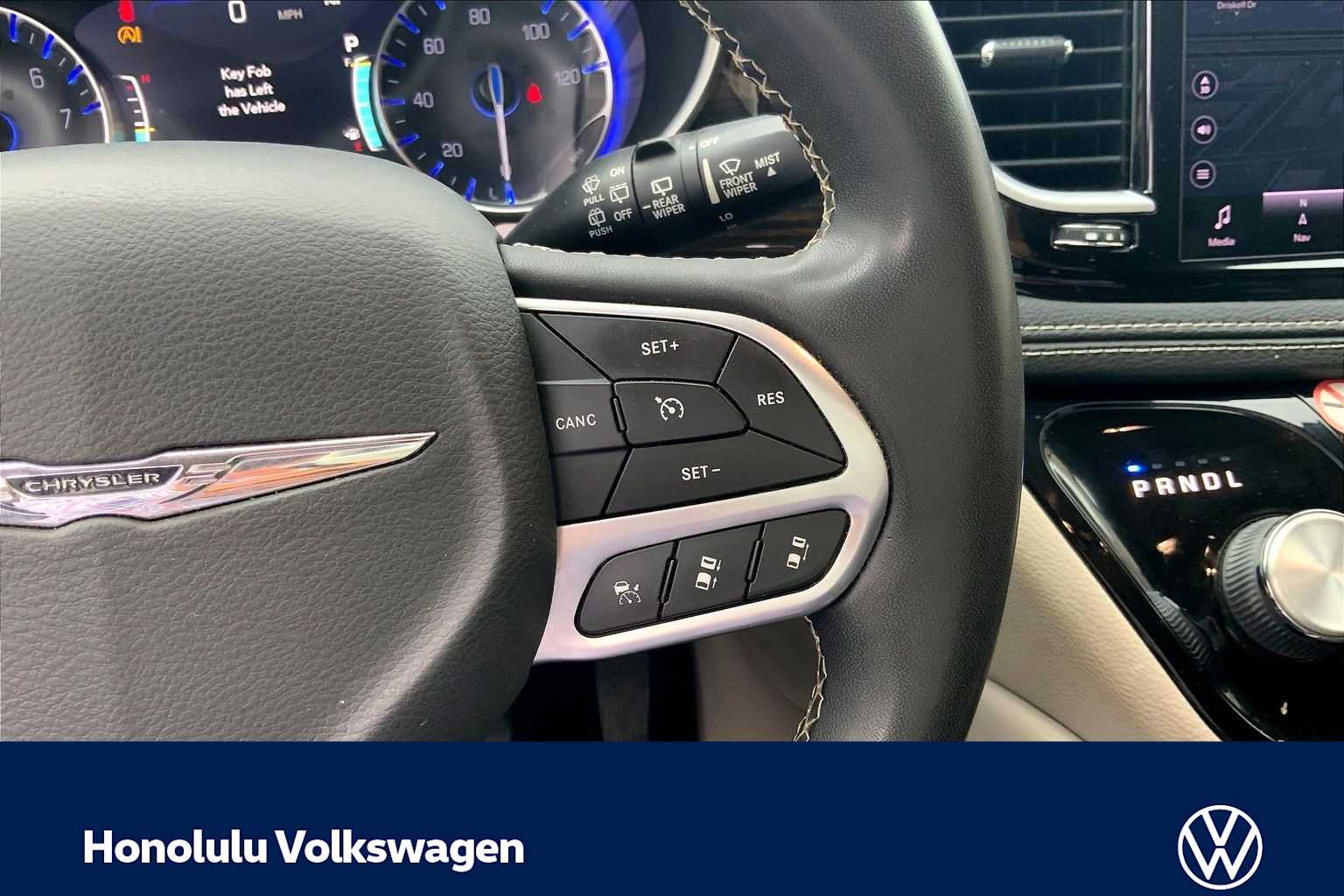 Thumbnail: 2022 Chrysler Pacifica - 24