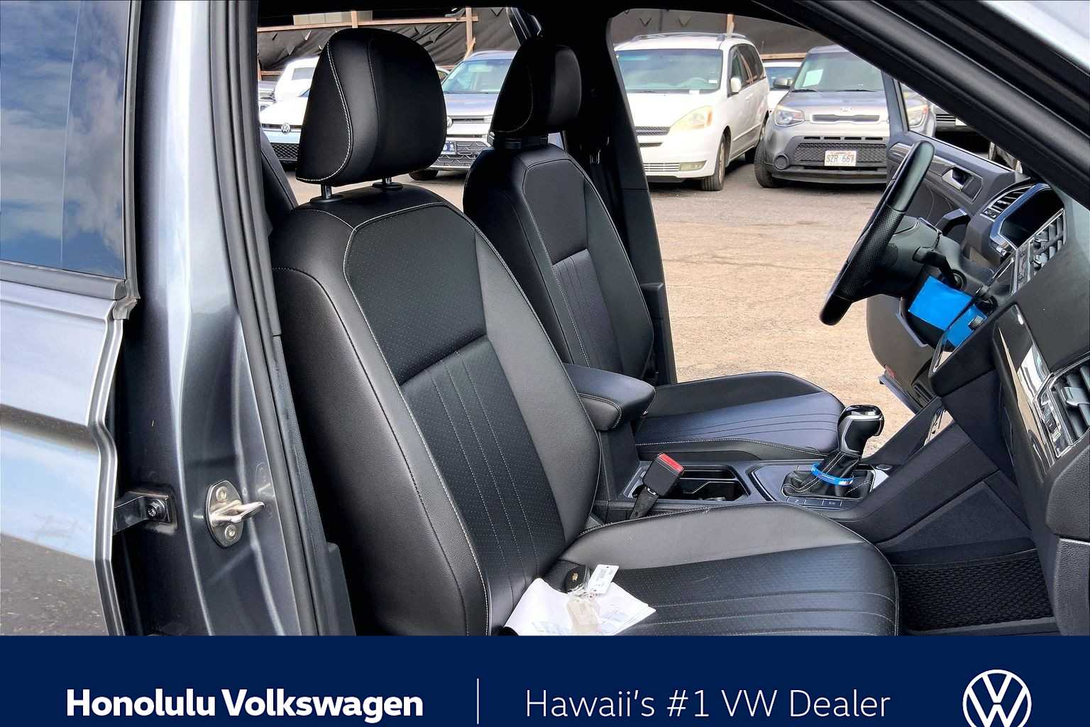 Thumbnail: 2022 Volkswagen Tiguan - 12