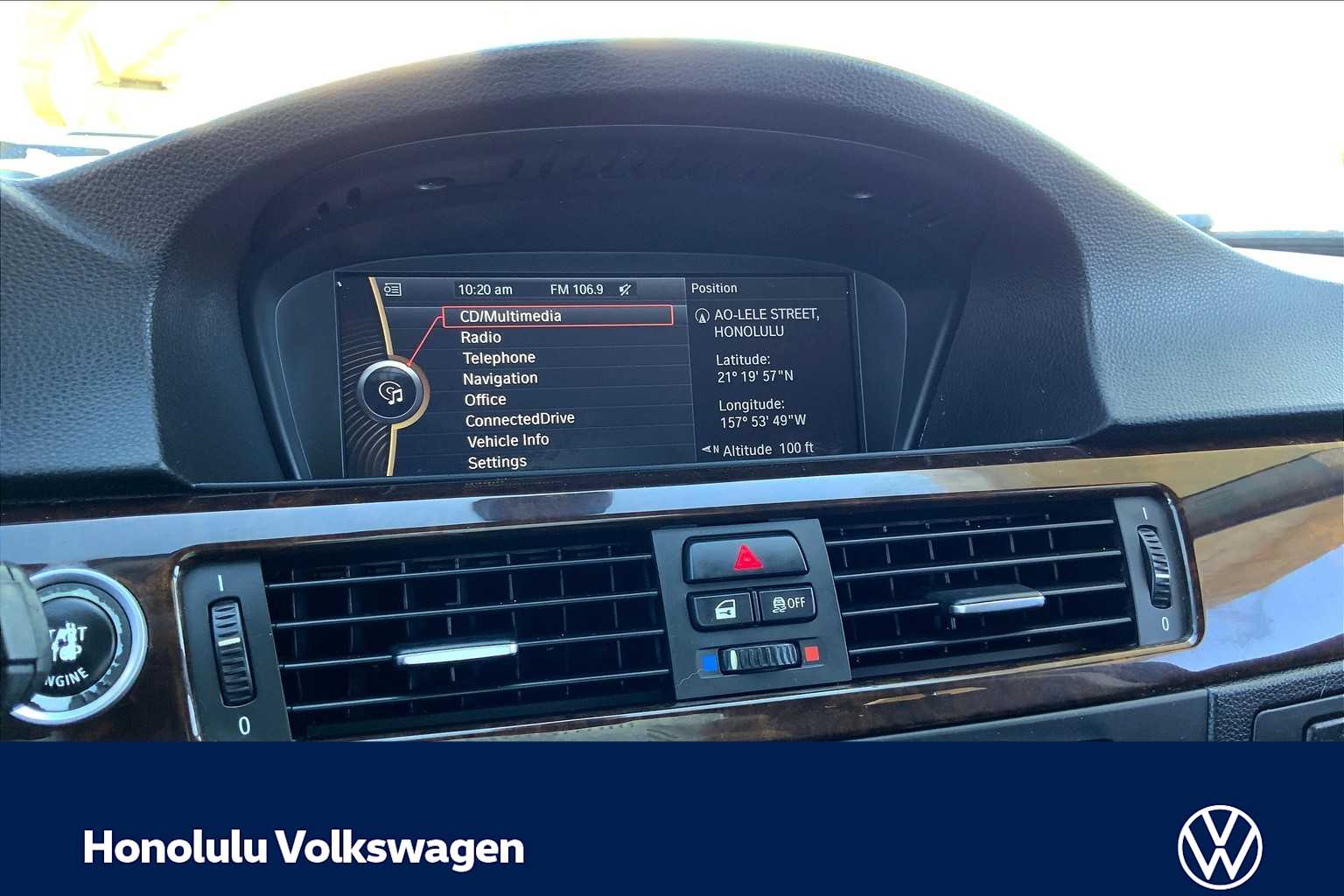 Thumbnail: 2011 BMW 3 Series - 24