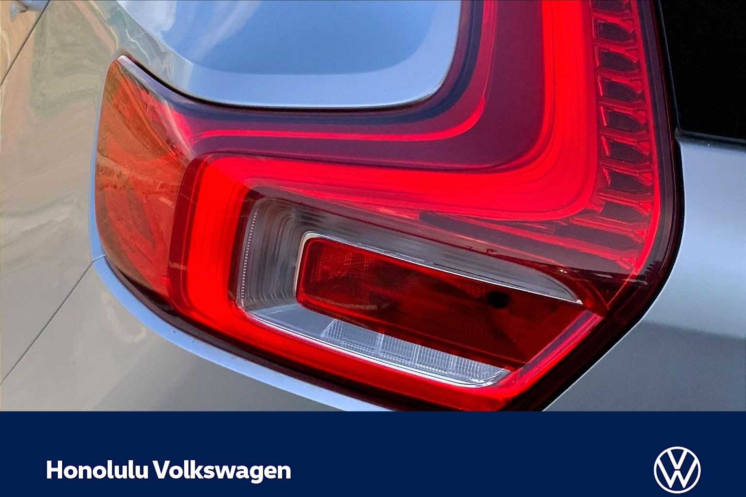 Thumbnail: 2019 Volvo XC40 - 31