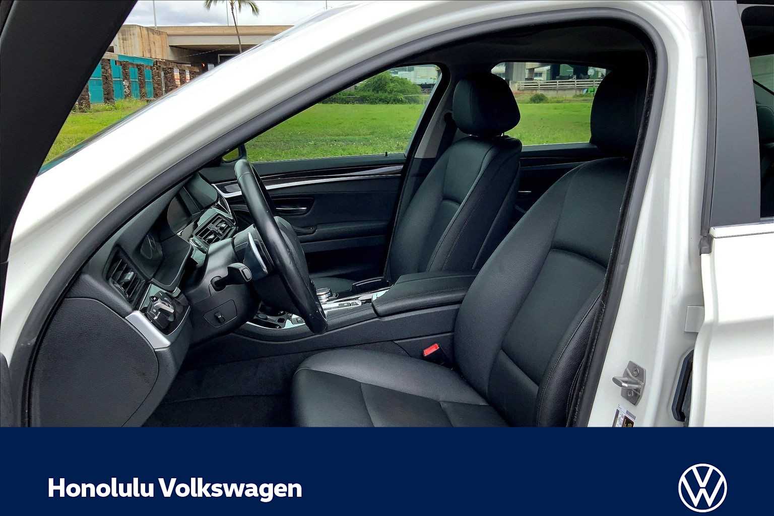 Thumbnail: 2016 BMW 5 Series - 11