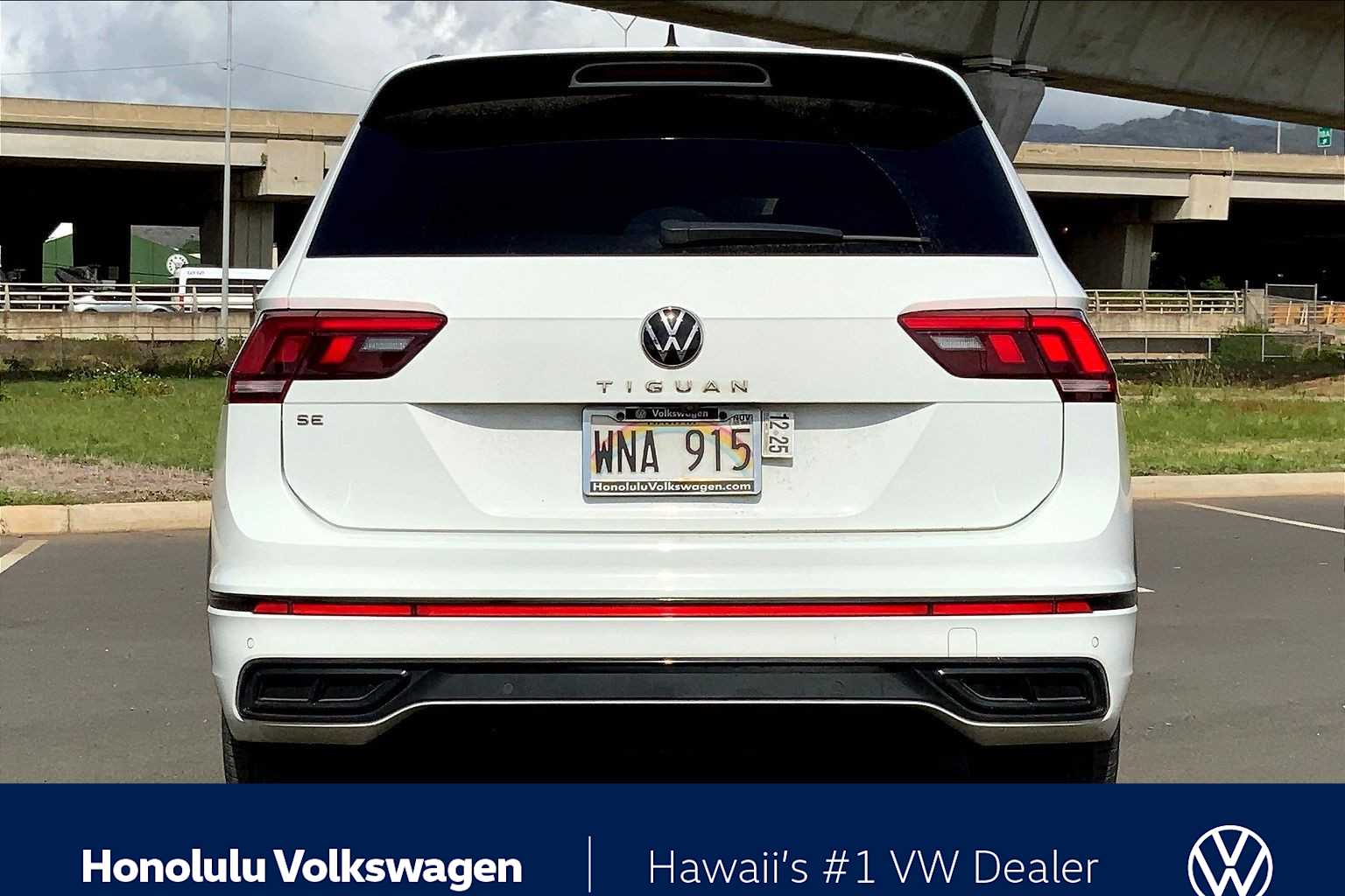 Thumbnail: 2022 Volkswagen Tiguan - 5